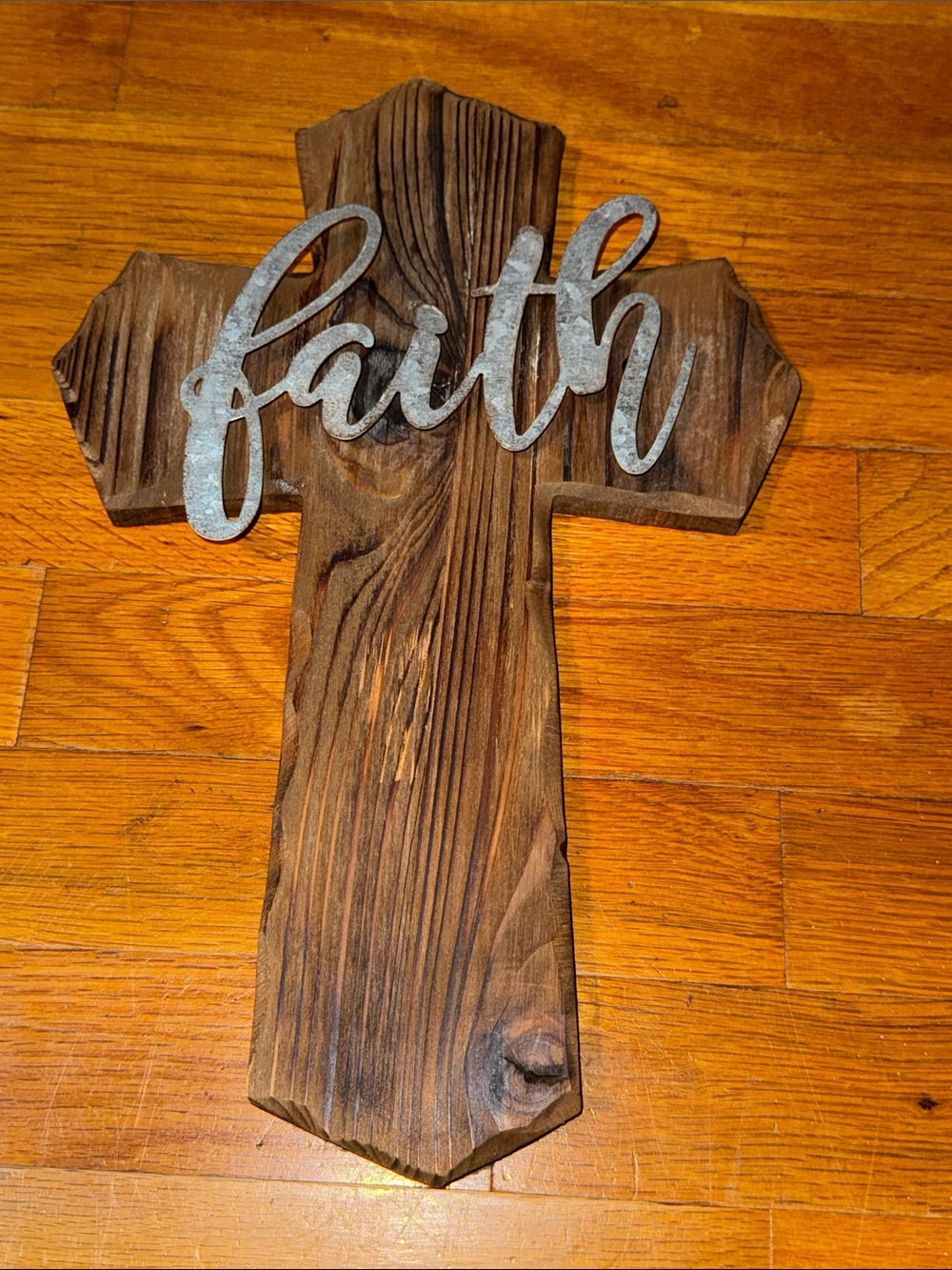 NWT burton + burton Wooden Cross Wall Decor with 'Faith' Script - Brown/Silver